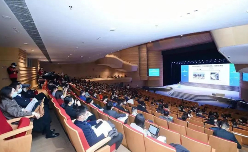 CommBio's VP of genetic engineering Dr. Li Zhu presents at the Engineering Biology Innovation Forum IV / SynBio China II